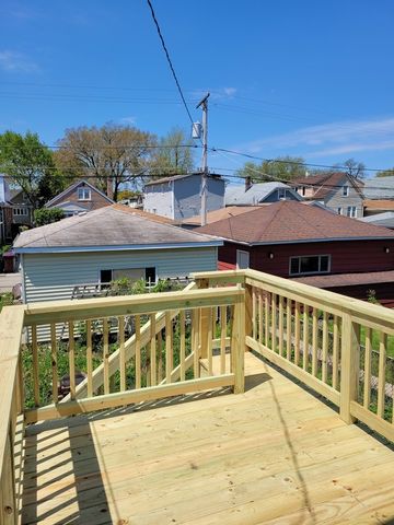 1324 East Avenue, Berwyn, IL 60402