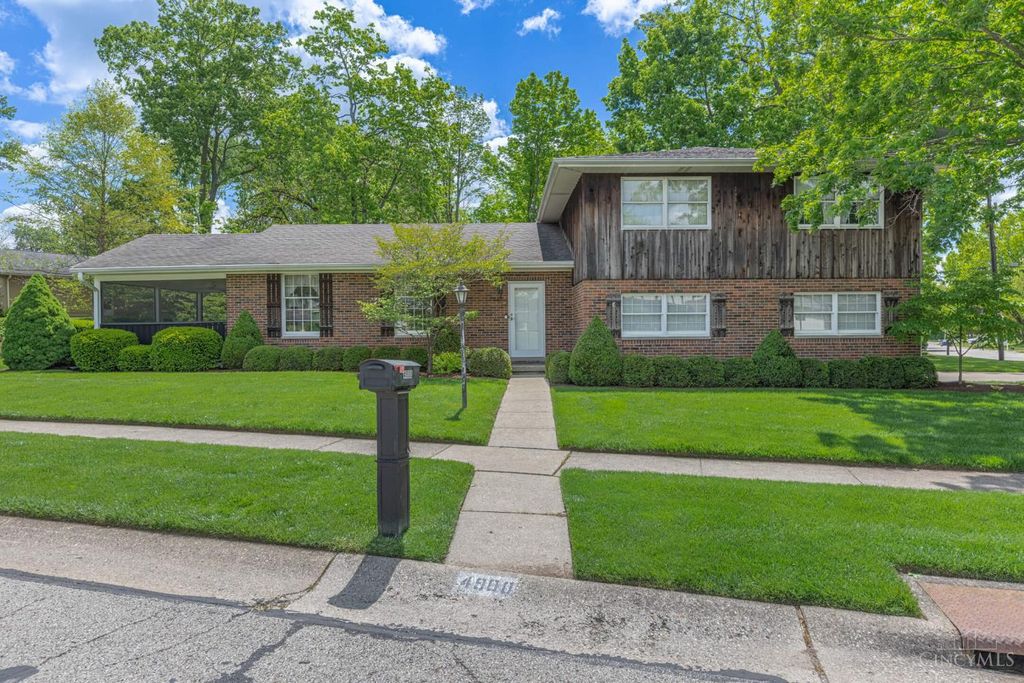 4900 Ronald Drive, Middletown, OH 45042