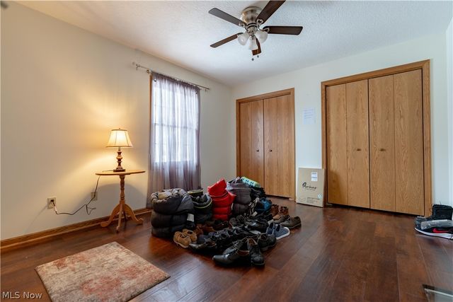 4044 Cinwood Street NW, Massillon, OH 44646