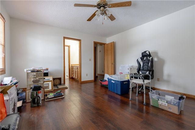 4044 Cinwood Street NW, Massillon, OH 44646