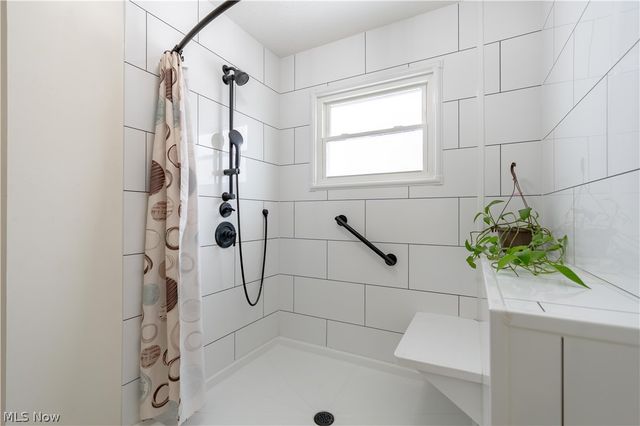 4044 Cinwood Street NW, Massillon, OH 44646