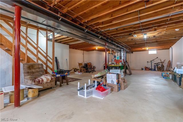 4044 Cinwood Street NW, Massillon, OH 44646