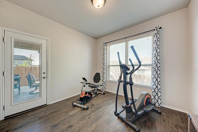 136 Finley ST, Hutto, TX 78634