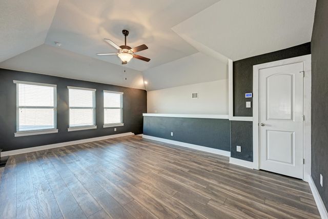 136 Finley ST, Hutto, TX 78634