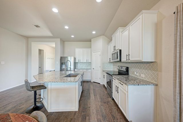 136 Finley ST, Hutto, TX 78634