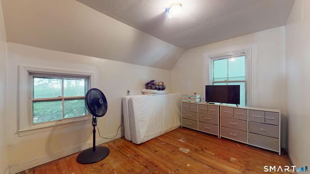 31 Winchester Street, Waterbury, CT 06704