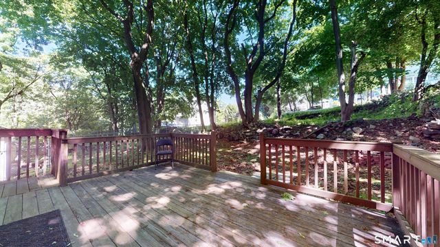 31 Winchester Street, Waterbury, CT 06704