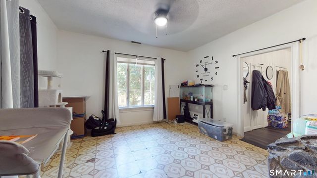 31 Winchester Street, Waterbury, CT 06704