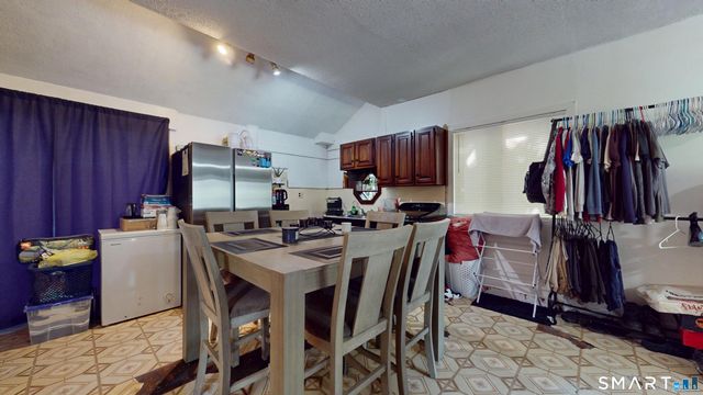 31 Winchester Street, Waterbury, CT 06704