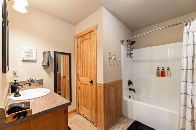 27 Monet Drive, Ellijay, GA 30540