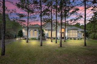 26214 Crown Court, Montgomery, TX 77316