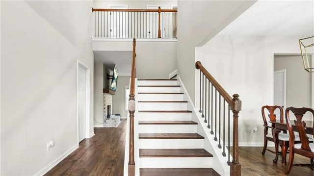 435 Paynes Lake Road, Carrollton, GA 30116