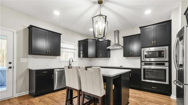 435 Paynes Lake Road, Carrollton, GA 30116