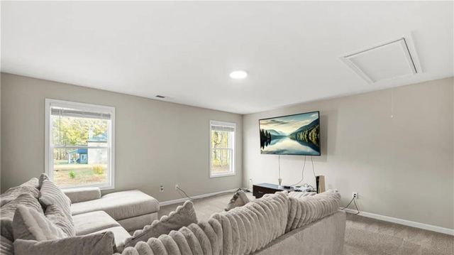 435 Paynes Lake Road, Carrollton, GA 30116