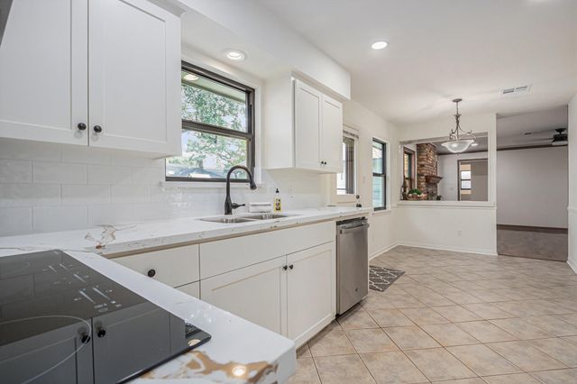 10234 Metronome Drive, Houston, TX 77043