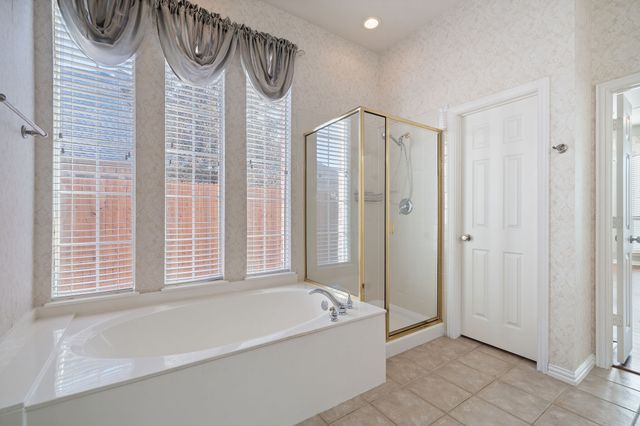 1807 Lake Glen Trail, Mansfield, TX 76063