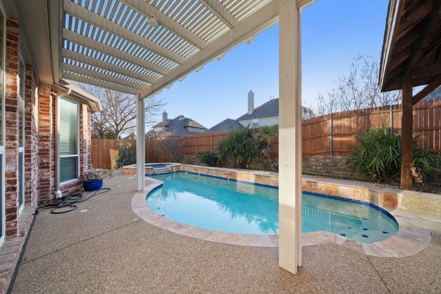 1807 Lake Glen Trail, Mansfield, TX 76063