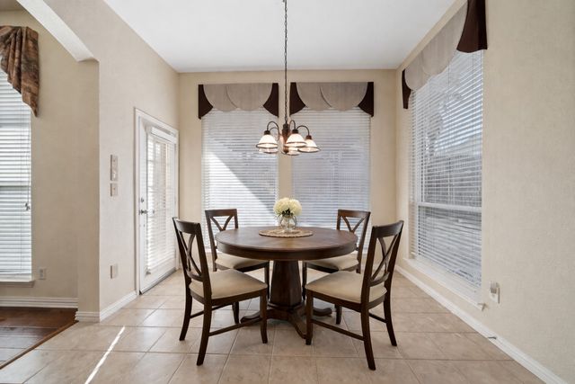 1807 Lake Glen Trail, Mansfield, TX 76063