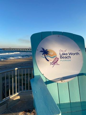 129 S Golfview Road 6, Lake Worth Beach, FL 33460