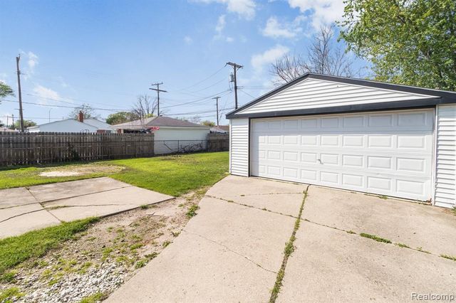 30064 Ann Arbor Trail, Westland, MI 48185