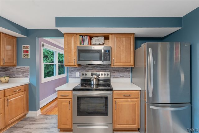 2248 Mott Rd, Lysander, NY 13027