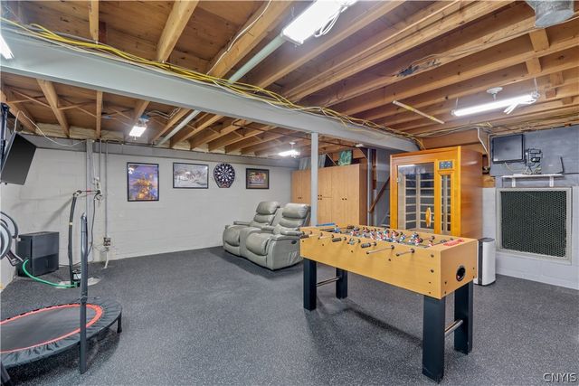 2248 Mott Rd, Lysander, NY 13027