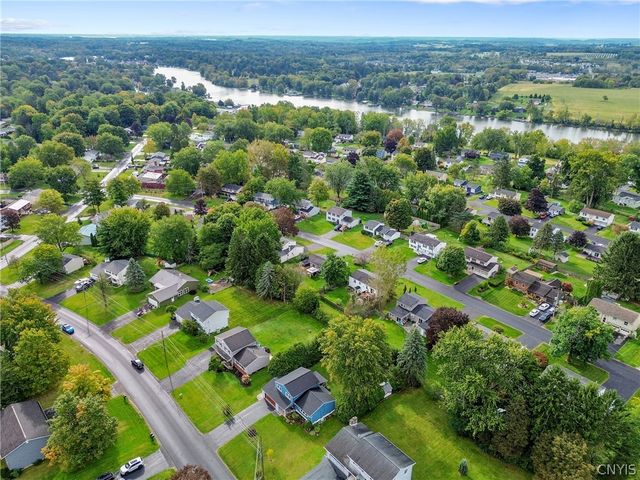 2248 Mott Rd, Lysander, NY 13027