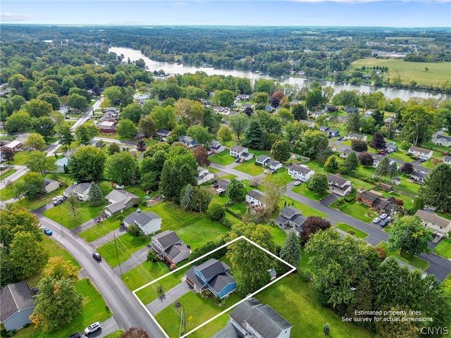 2248 Mott Rd, Lysander, NY 13027