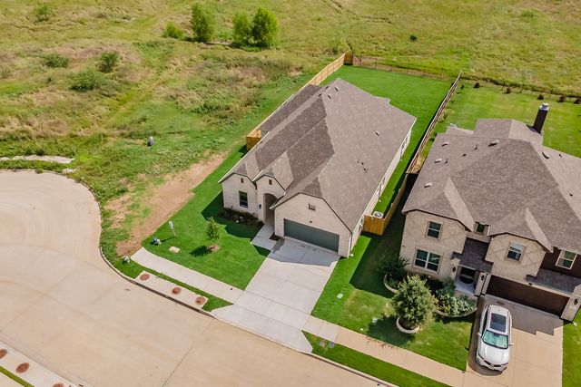 160 Rockin River Drive, Fort Worth, TX 76120
