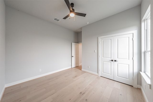160 Rockin River Drive, Fort Worth, TX 76120