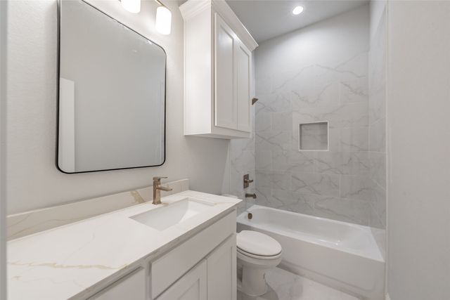160 Rockin River Drive, Fort Worth, TX 76120