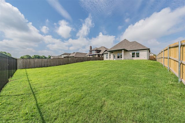 160 Rockin River Drive, Fort Worth, TX 76120