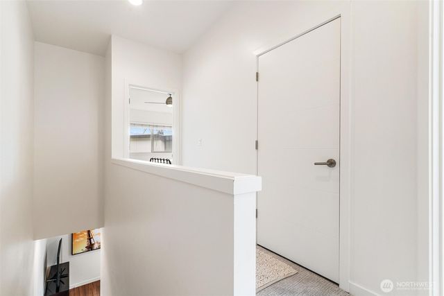 4290 S Greenbelt Station Drive, Seattle, WA 98118