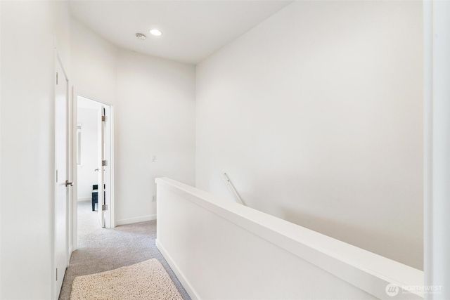 4290 S Greenbelt Station Drive, Seattle, WA 98118