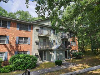 7 St. James Place # 16, Nashua, NH 03062