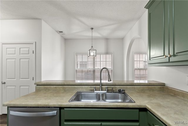 13134 Cross Creek, Northport, AL 35473