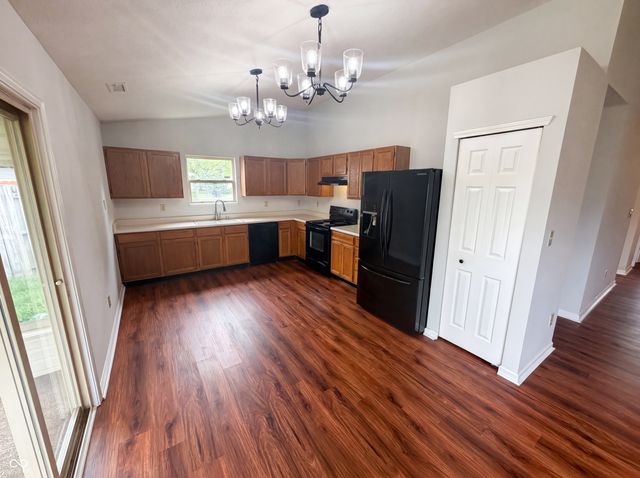 5017 Atlanta Street, Anderson, IN 46013