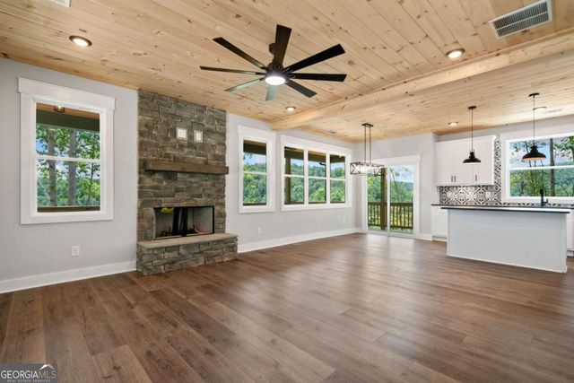1374 Foxhound Trail NE, Ranger, GA 30734