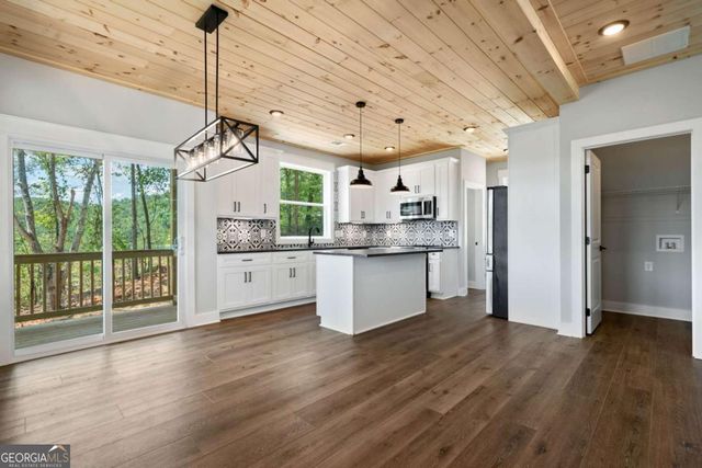 1374 Foxhound Trail NE, Ranger, GA 30734