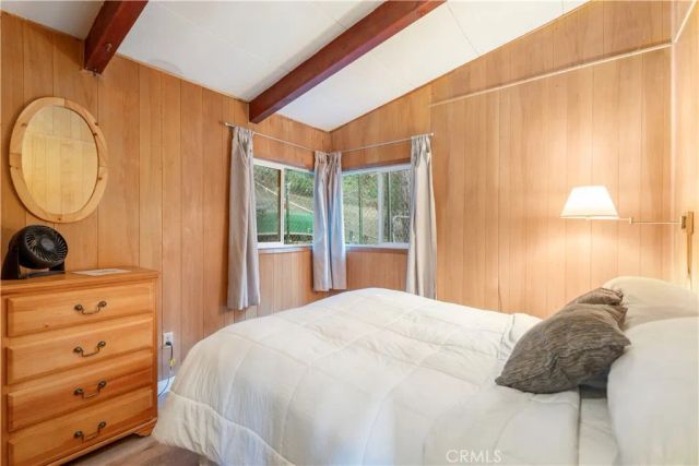 797 Chateau Drive, Crestline, CA 92325