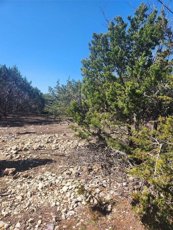 1005 Overhill Drive, Cleburne, TX 76033