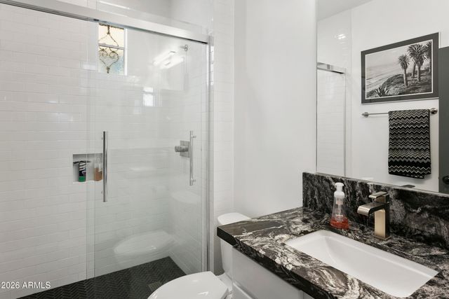 18650 N THOMPSON PEAK Parkway 1060, Scottsdale, AZ 85255