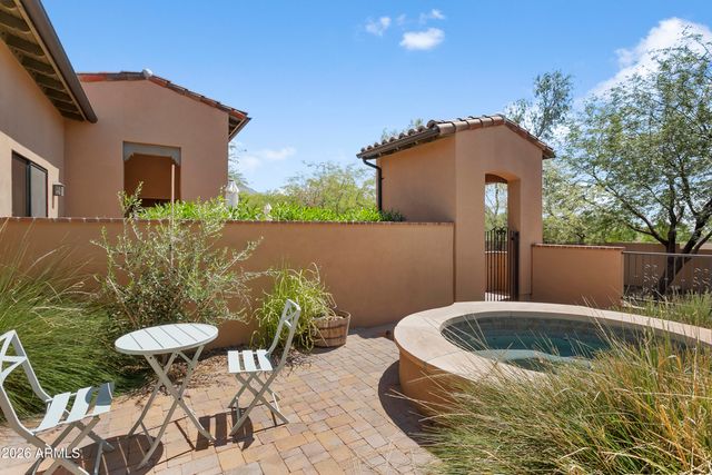 18650 N THOMPSON PEAK Parkway 1060, Scottsdale, AZ 85255