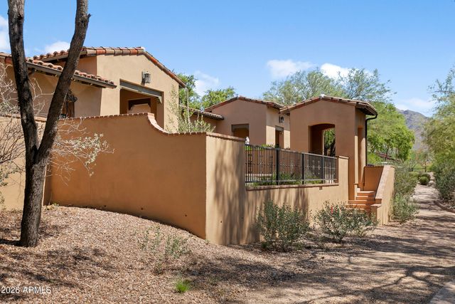 18650 N THOMPSON PEAK Parkway 1060, Scottsdale, AZ 85255