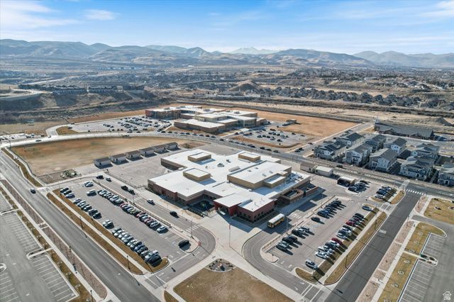 15196 S WILD HORSE WAY, Bluffdale, UT 84065