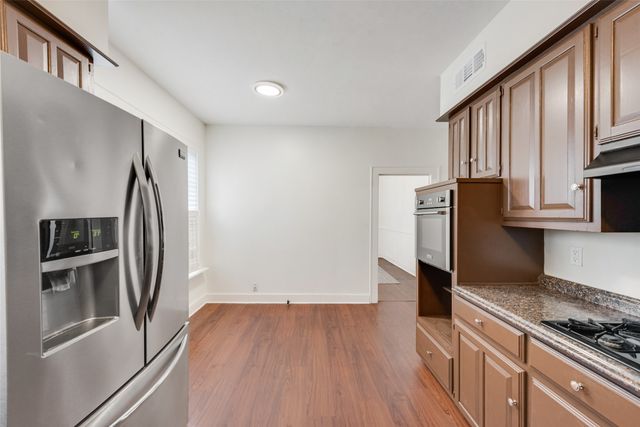 1609 Walworth, Greenville, TX 75401