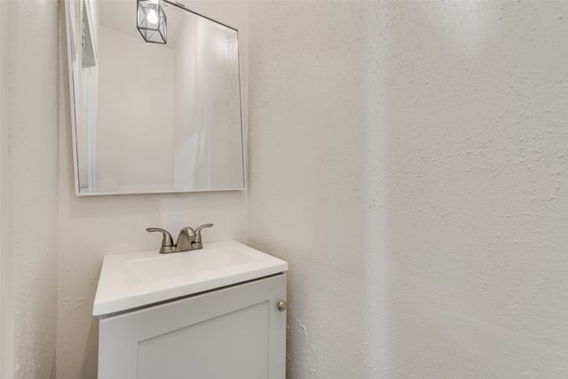 1609 Walworth, Greenville, TX 75401