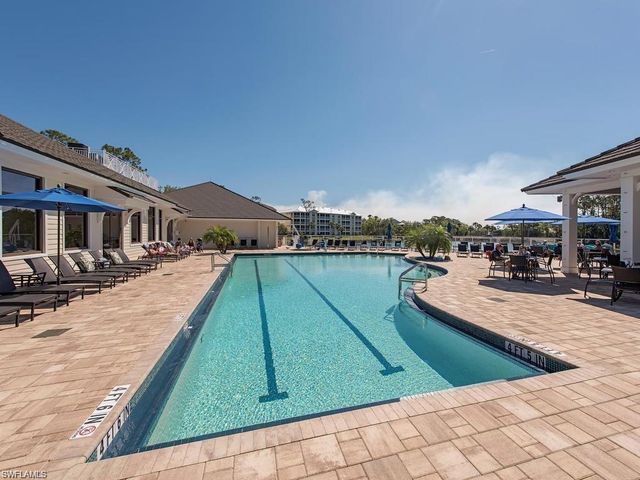 746 Eagle Creek DR # 101, Naples, FL 34113