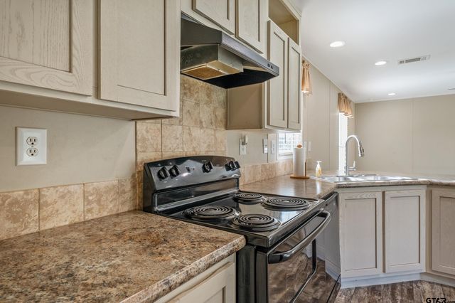 1798 Fm 2138, Jacksonville, TX 75766