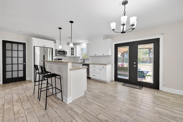 1215 Lawrence Street, Rosenberg, TX 77471